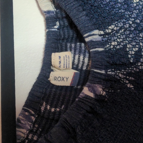 Roxy Flowy Long sleeve summer top - Picture 2 of 3